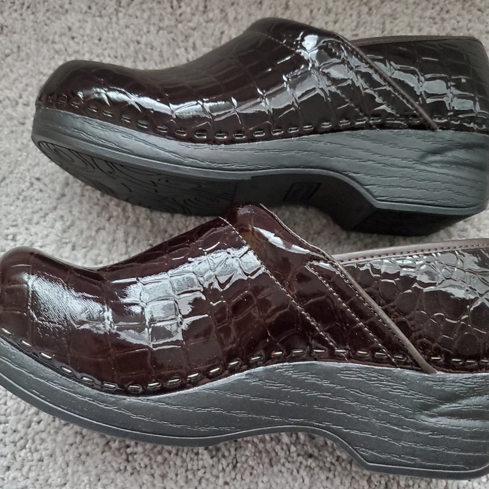 NWOT CROFT & BARROW WOMEN'S SHOE - Picture 1 of 6